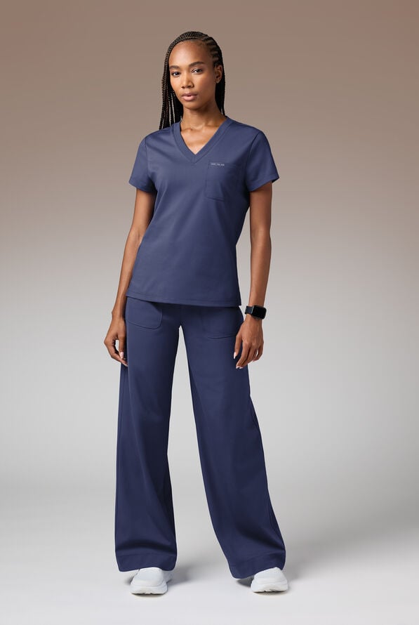 BETA K V-NECK SHIRT - Navy - 2