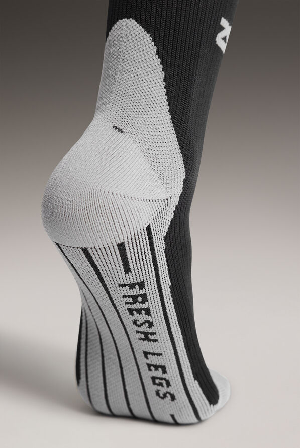 Zensah Unisex 15-20 mmHg Moderate Compression Socks - Black - 5