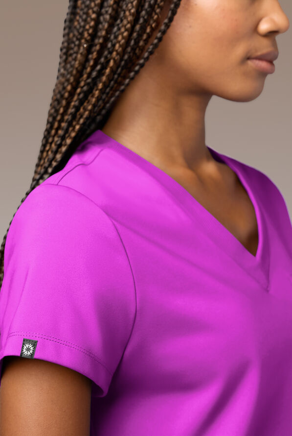 BETA K V-NECK SHIRT - Positive - 5