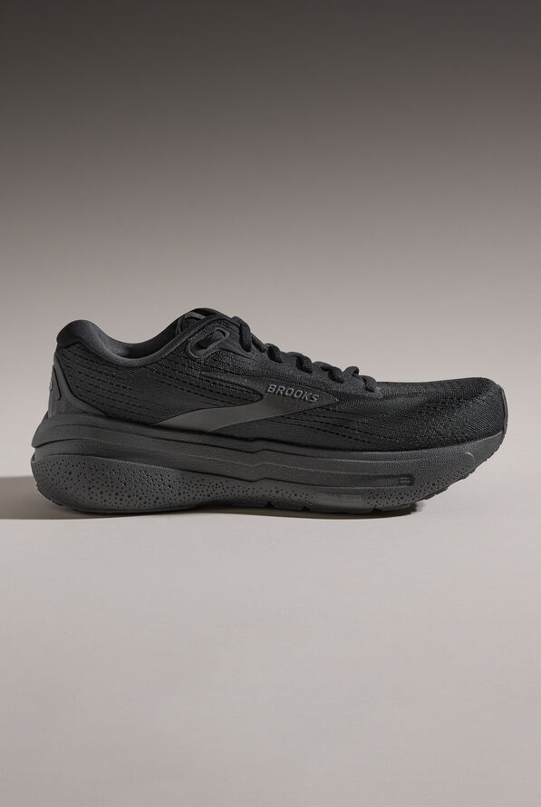 Brooks Women's Ghost Max 2 Black Athletic Lace Up Nursing Shoes - null - 6