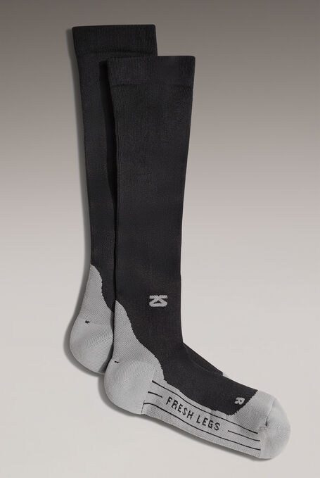 Zensah Unisex 15-20 mmHg Moderate Compression Socks - Black - 1
