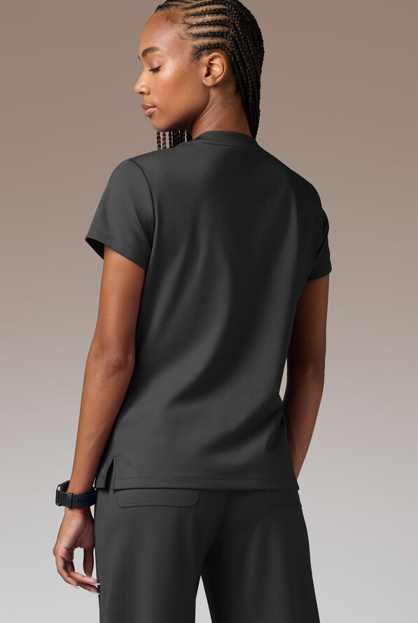 BETA K V-NECK SHIRT - Jet Black - 6