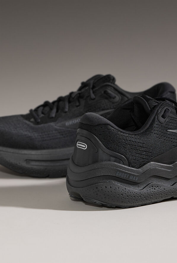 Brooks Men's Ghost Max 2 Black Athletic Lace Up Nursing Shoes - null - 8