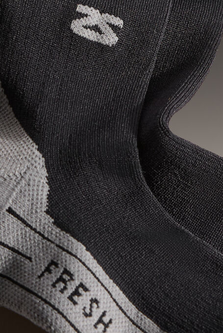 Zensah Unisex 15-20 mmHg Moderate Compression Socks - Black - 6