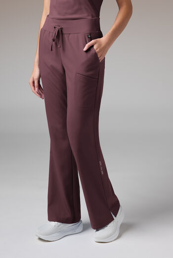 BETA FLARE LEG PANT - Regular
