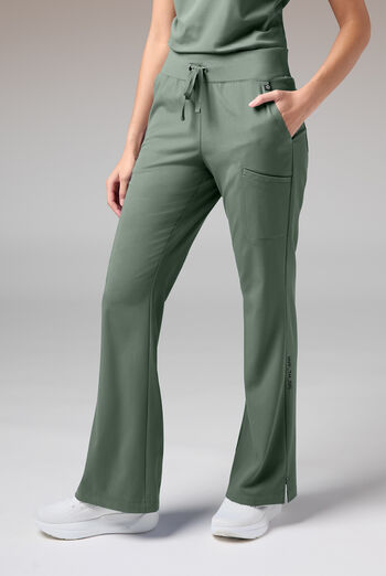 BETA FLARE LEG PANT