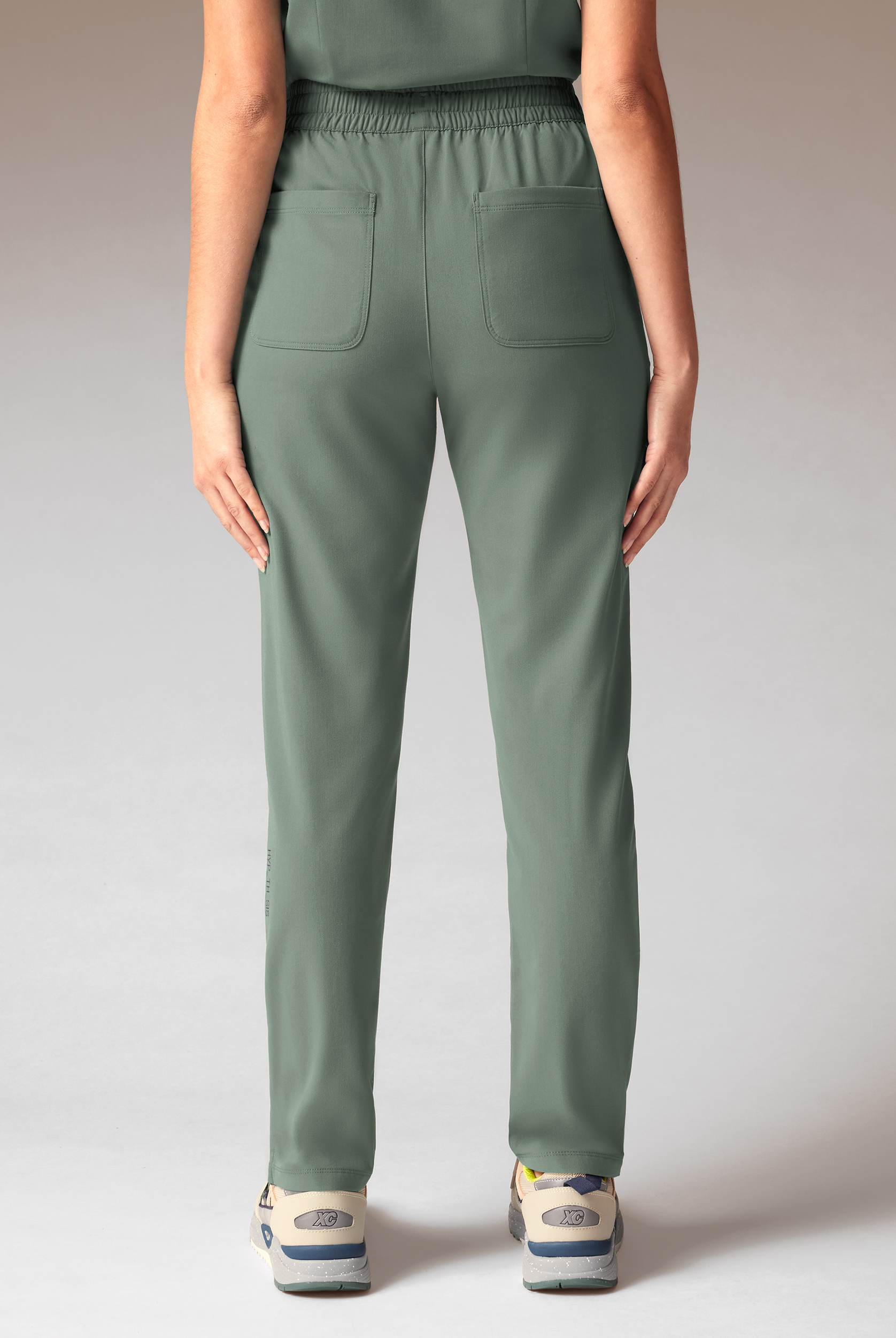 Hypothesis A-D All Duty Women’s 6-Pocket Slim Straight-Leg Scrub Pant