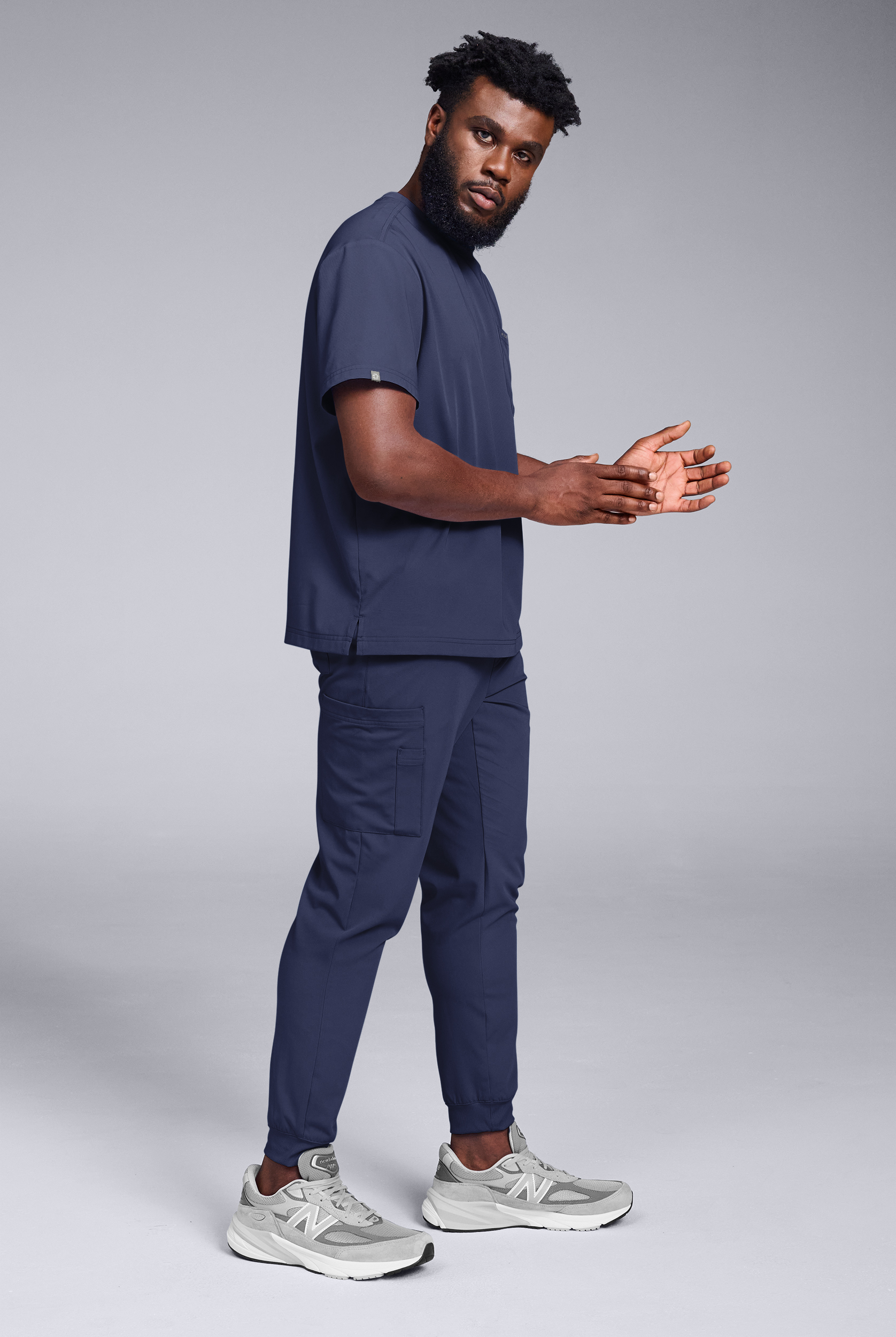 Hypothesis S-R Shift Ready Men's 8-Pocket Cargo Jogger Scrub Pant