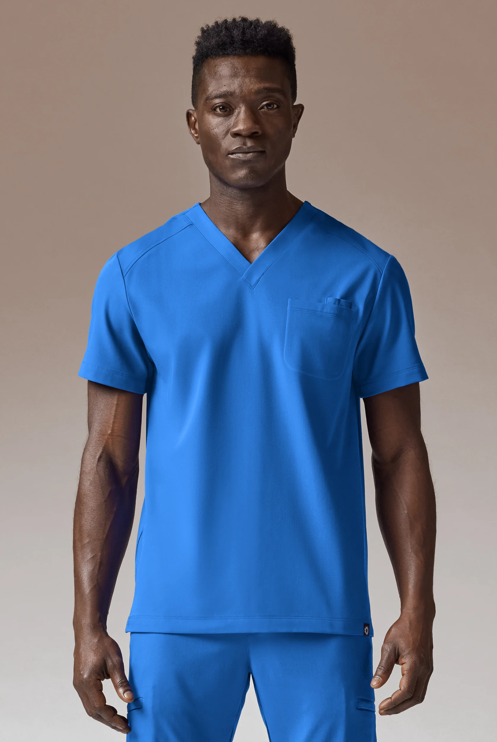 Hypothesis System Men&rsquo;s 3-Pocket V-Neck Tuck In/Wear Out Scrub Top